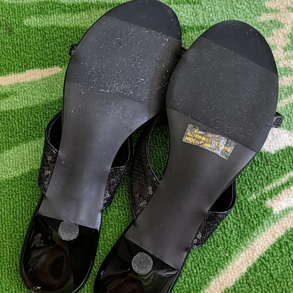 Heels - Picture 6 of 7